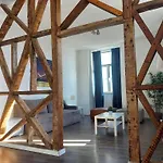 Cais Do Sodre (adults Only) * Lisboa