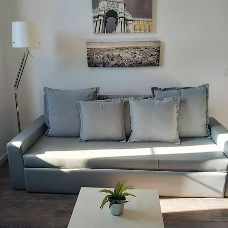 Cais Do Sodre (adults Only) *