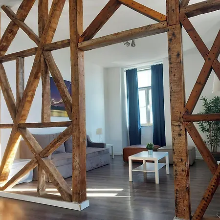 Cais Do Sodre (adults Only) * Lisbona