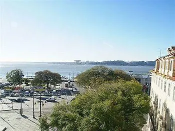 Cais Do Sodre (adults Only) * Lisboa