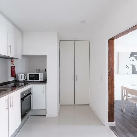 Cais Do Sodre (adults Only) Appartamento Lisbona